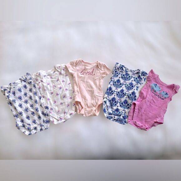 Baby Bundle Set of baby Girl 0-3 Month One piece Mixed brands - Picture 1 of 4